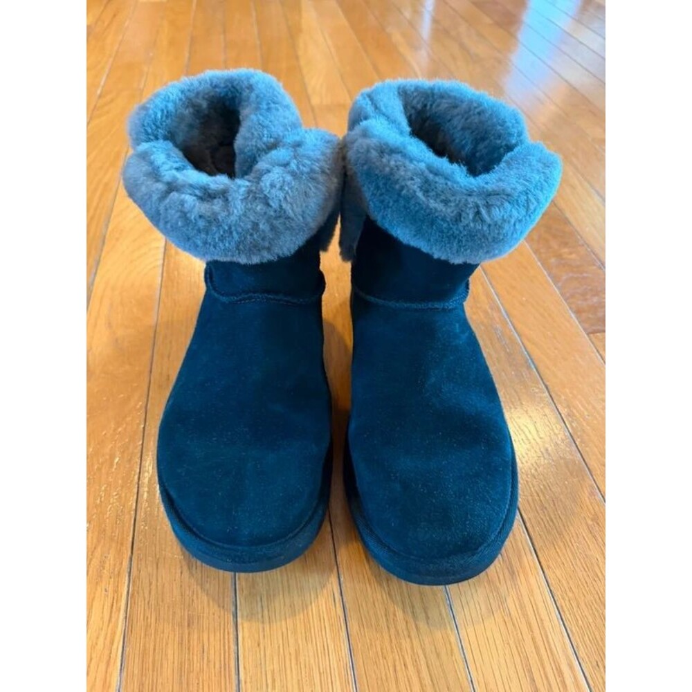 UGG Saniya Shearling Mini Boots Black suede Gray Fur Trim Womens Sz 6